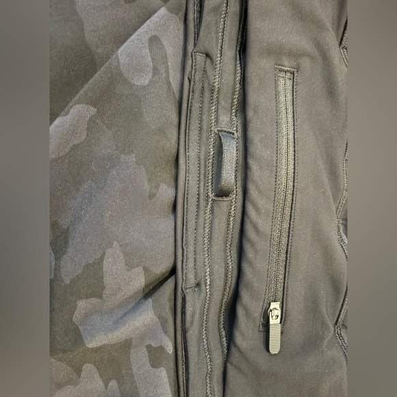 lululemon athletica Black Camo Skort-size 6 regular - Picture 9 of 14